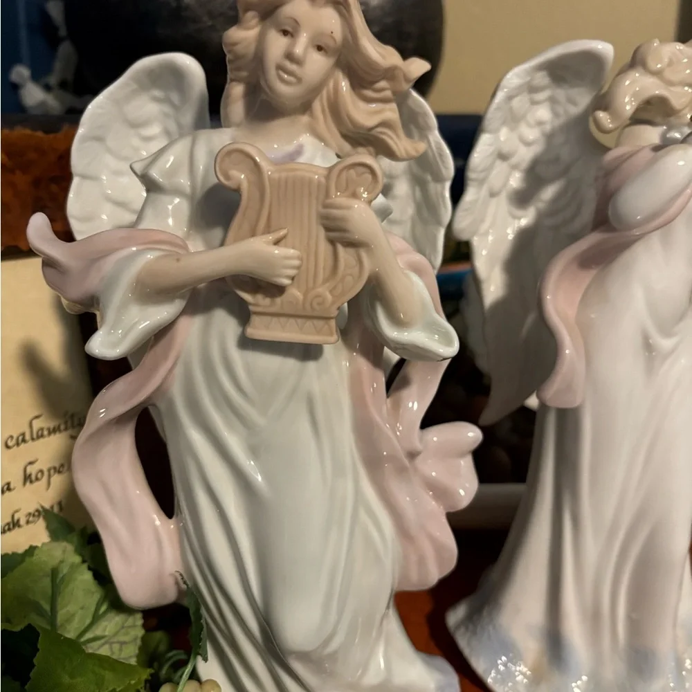 Grandeur Noel Porcelain Angels Set 2000‎ Collectors Edition